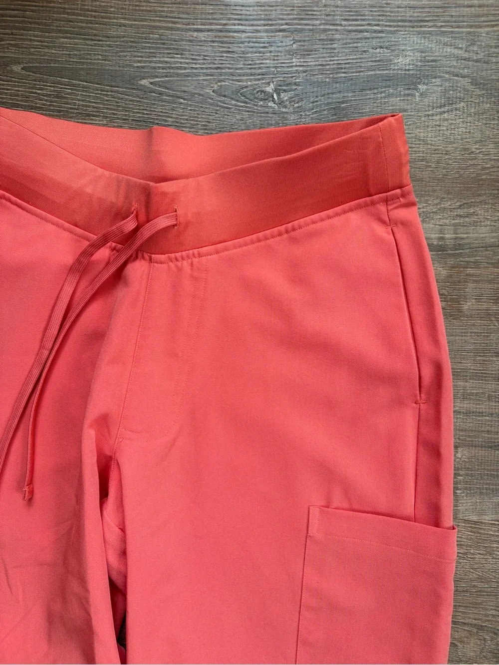 Mandala Women’s High Waisted Wide Leg Scrub Pants Sunkissed Coral XS Regular